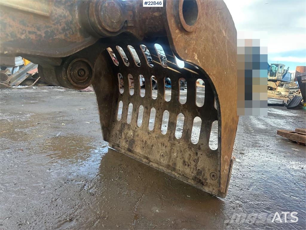 Fuchs MHL 320 S5 Material handler with grab. WATCH VIDEO Escavadeiras de rodas
