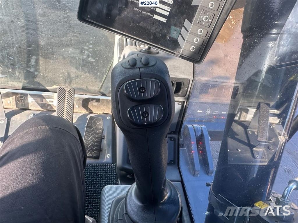 Fuchs MHL 320 S5 Material handler with grab. WATCH VIDEO Escavadeiras de rodas