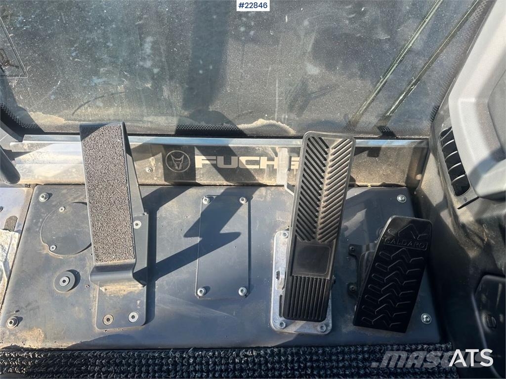 Fuchs MHL 320 S5 Material handler with grab. WATCH VIDEO Escavadeiras de rodas