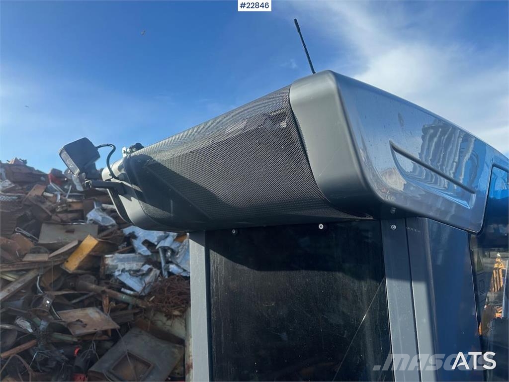 Fuchs MHL 320 S5 Material handler with grab. WATCH VIDEO Escavadeiras de rodas