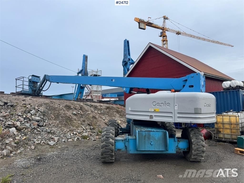 Genie Bomlift Leddede bomlifter