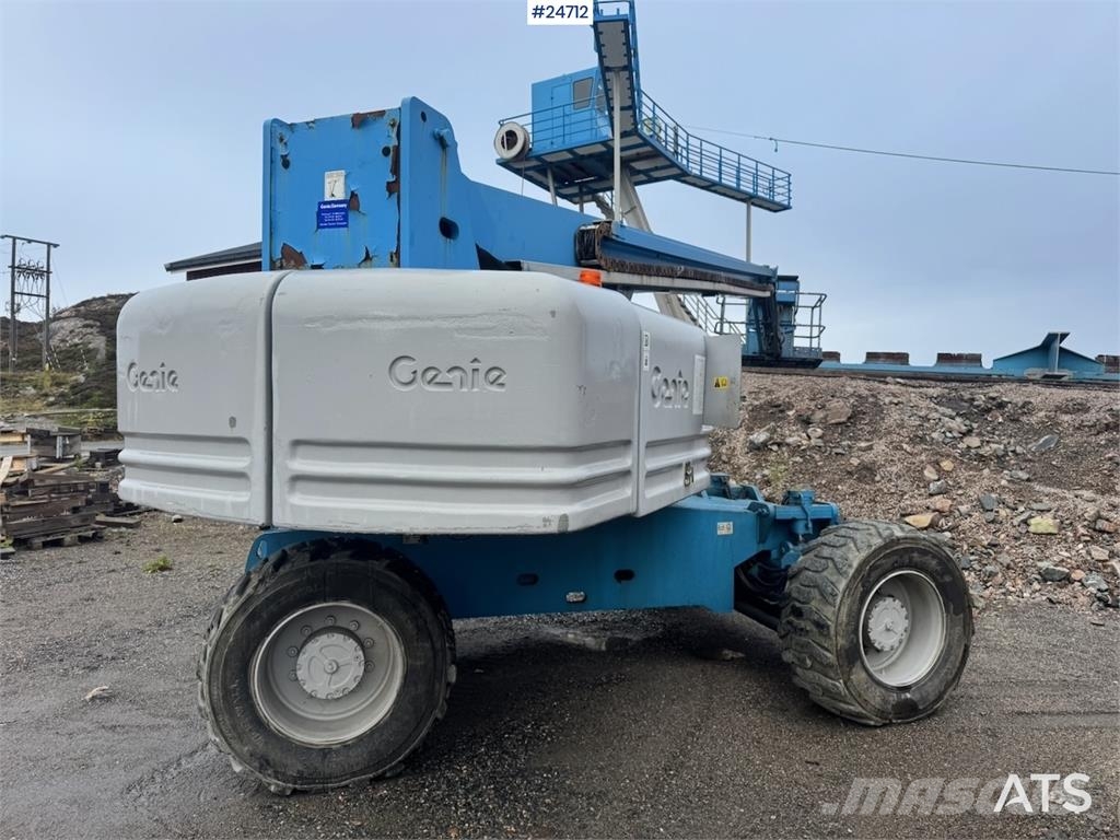 Genie Bomlift Leddede bomlifter