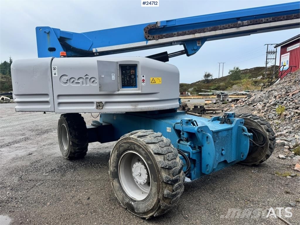 Genie Bomlift Leddede bomlifter