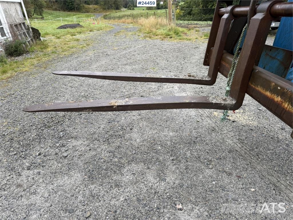 Genie GTH-2506 telescopic handler supplied with a bucket Teleskophjullastere