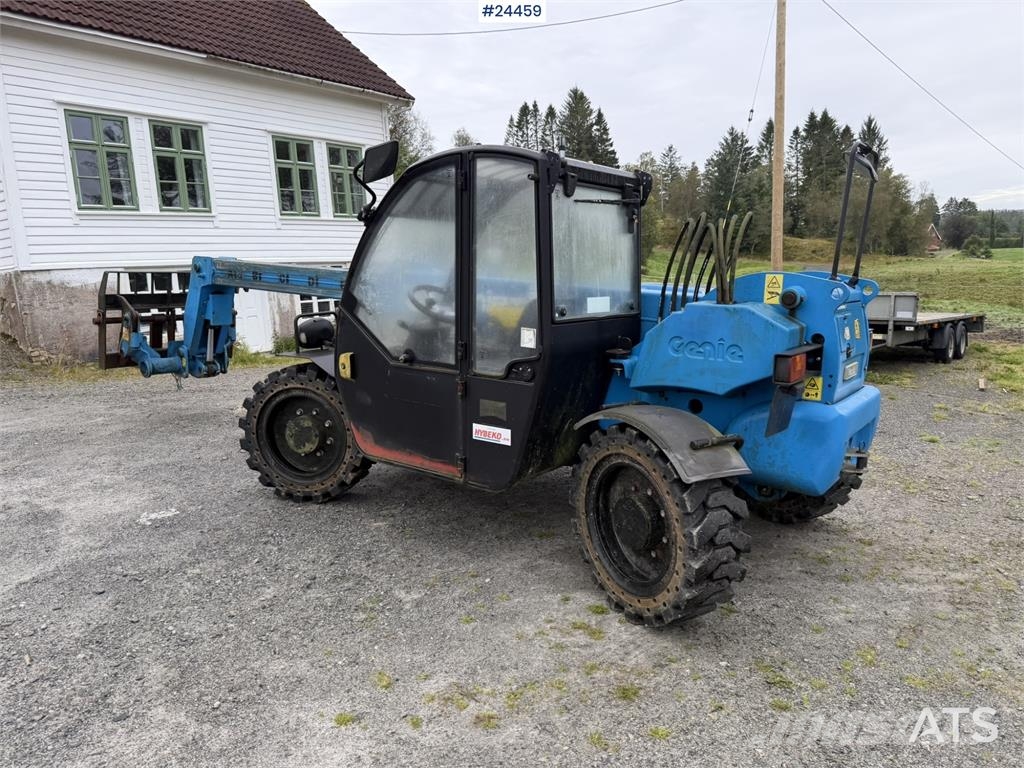 Genie GTH-2506 telescopic handler supplied with a bucket Teleskophjullastere