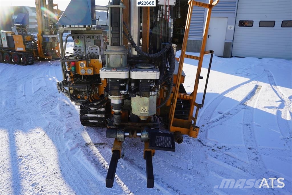 Geotech 504 Georigg med skjær Апаратура за повърхностна редова сеидба