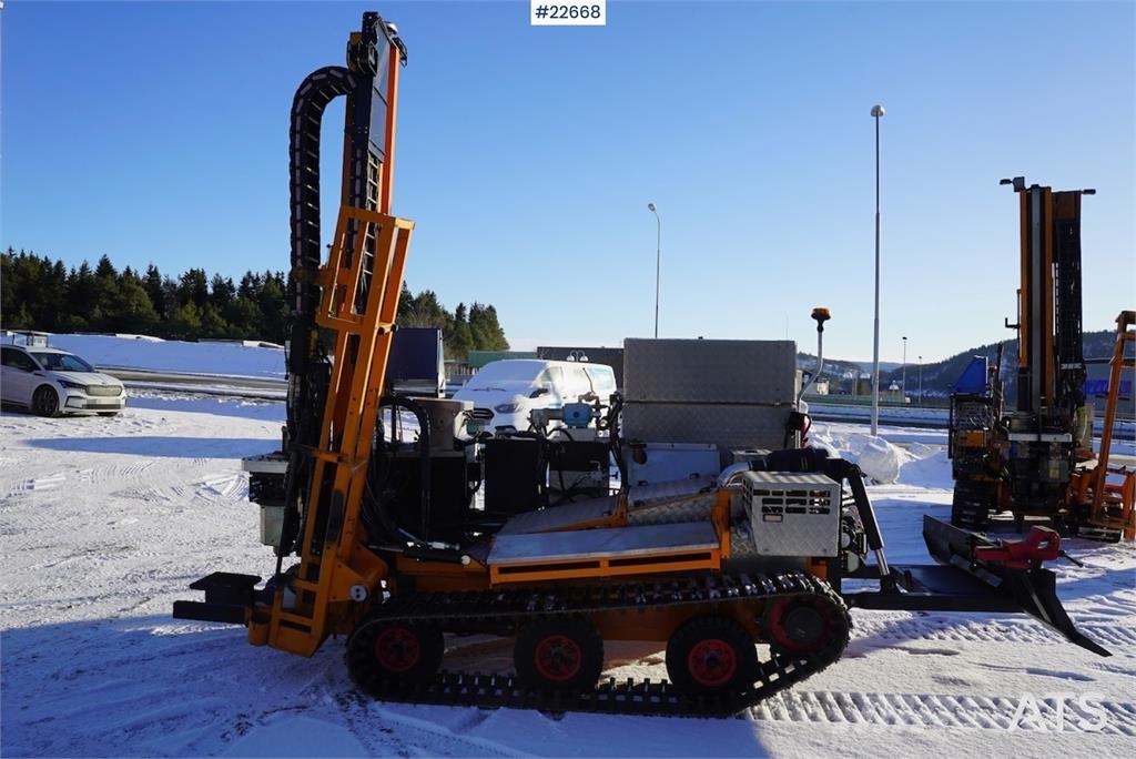 Geotech 504 Georigg med skjær Апаратура за повърхностна редова сеидба