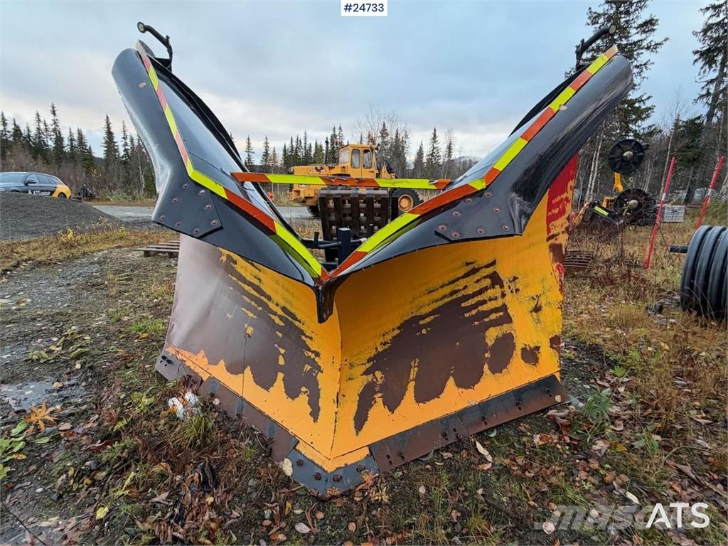  GMI HA-290 Pointed snow plough محاريث