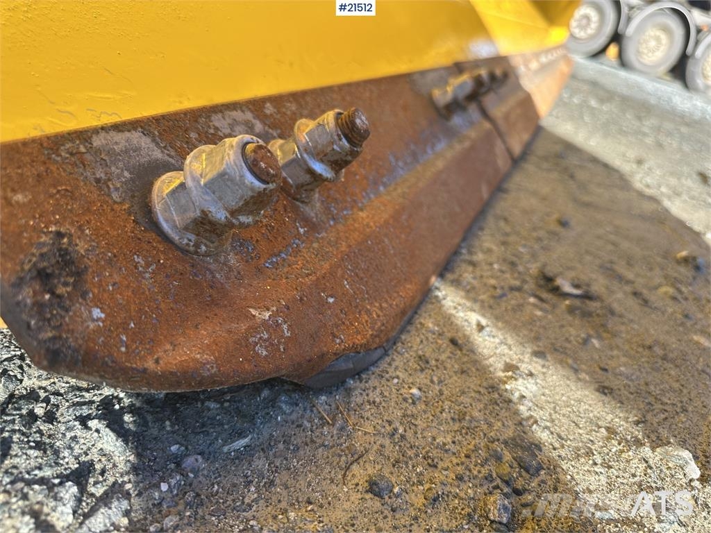 Gmill HDA 280 S Diagonal plough. Transport Sonstige