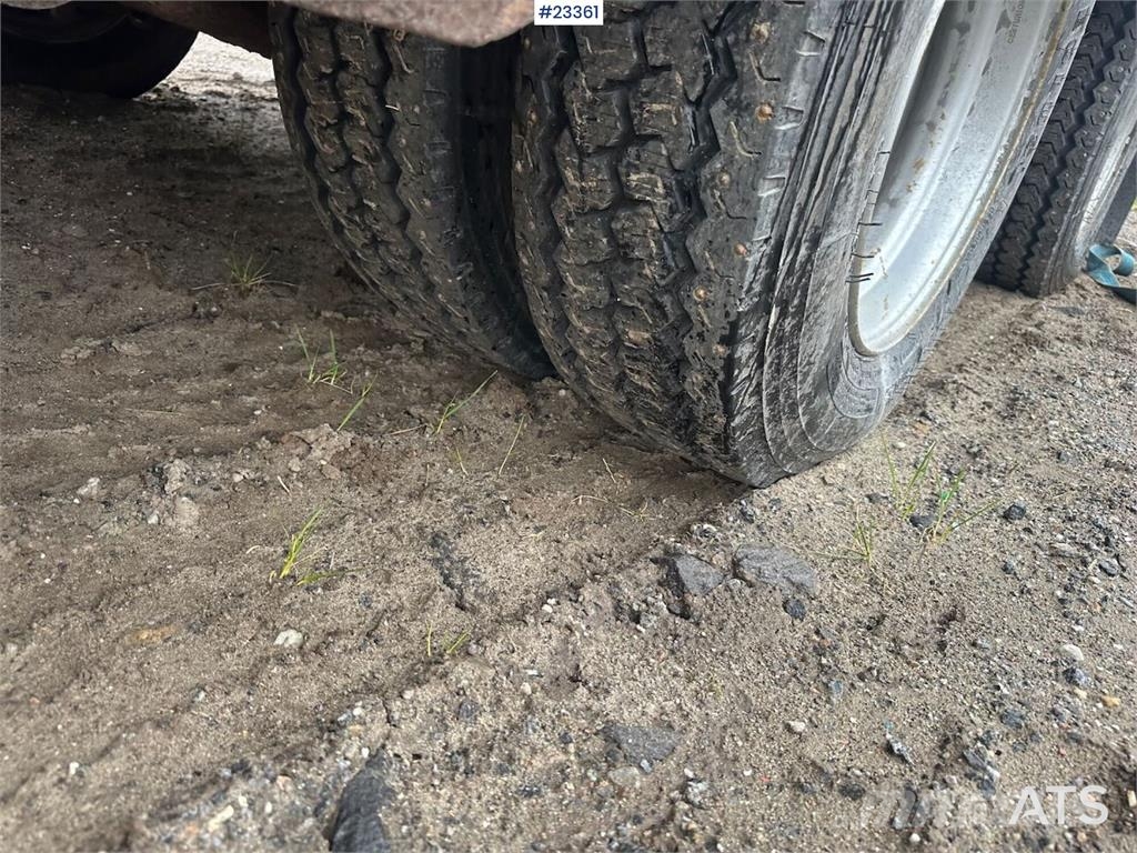 Goldhofer 24/80 machine trailer w/ two sets of tires لوادر منخفضة