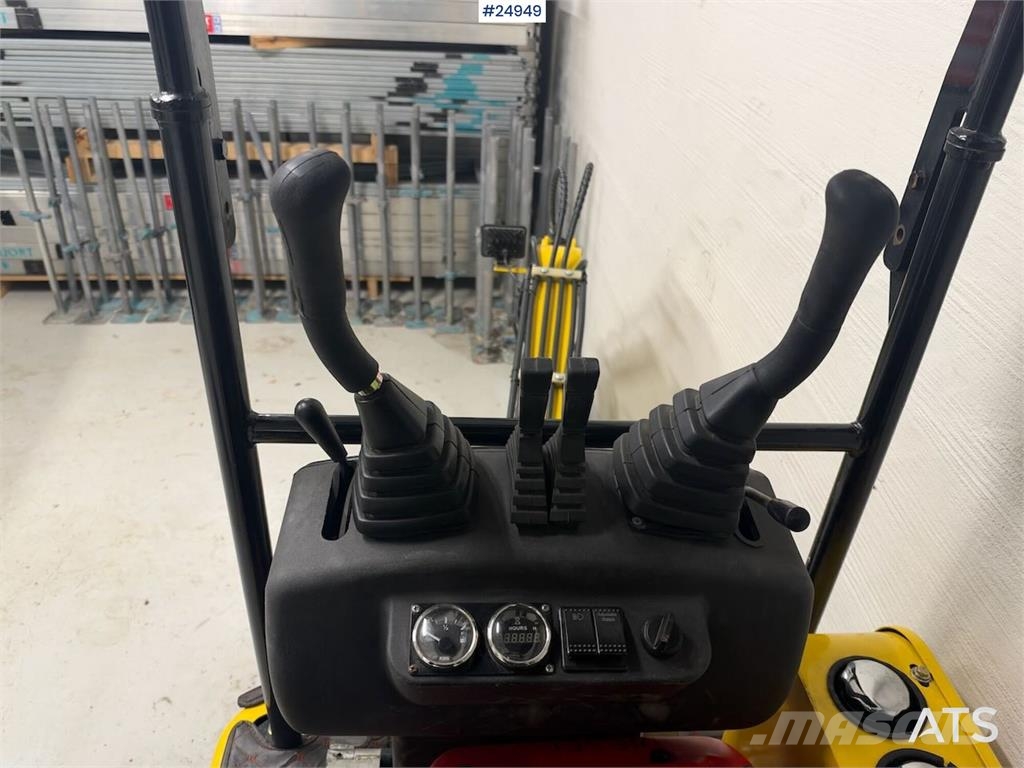 Gunter GG1050 Mini Excavator – 28 hours – Trailer Mini kotrók < 7t