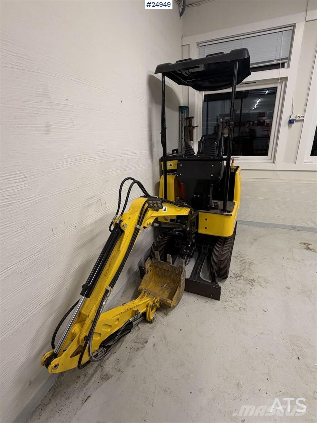 Gunter GG1050 Mini Excavator – 28 hours – Trailer Mini kotrók < 7t