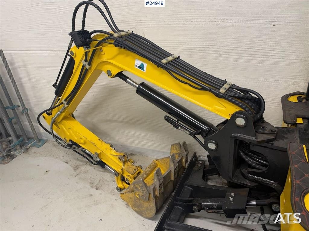 Gunter GG1050 Mini Excavator – 28 hours – Trailer Mini kotrók < 7t
