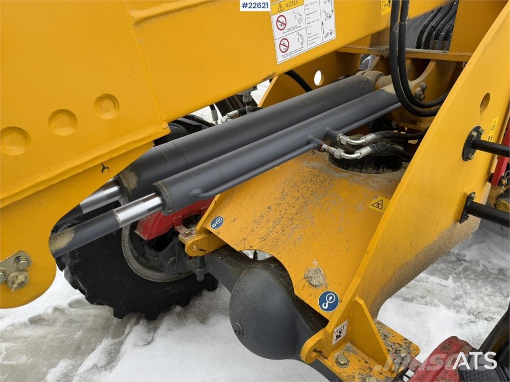 Günter Grossmann Ladowarka GG2500T telehandler with a bucket and l Teleskop-Radlader