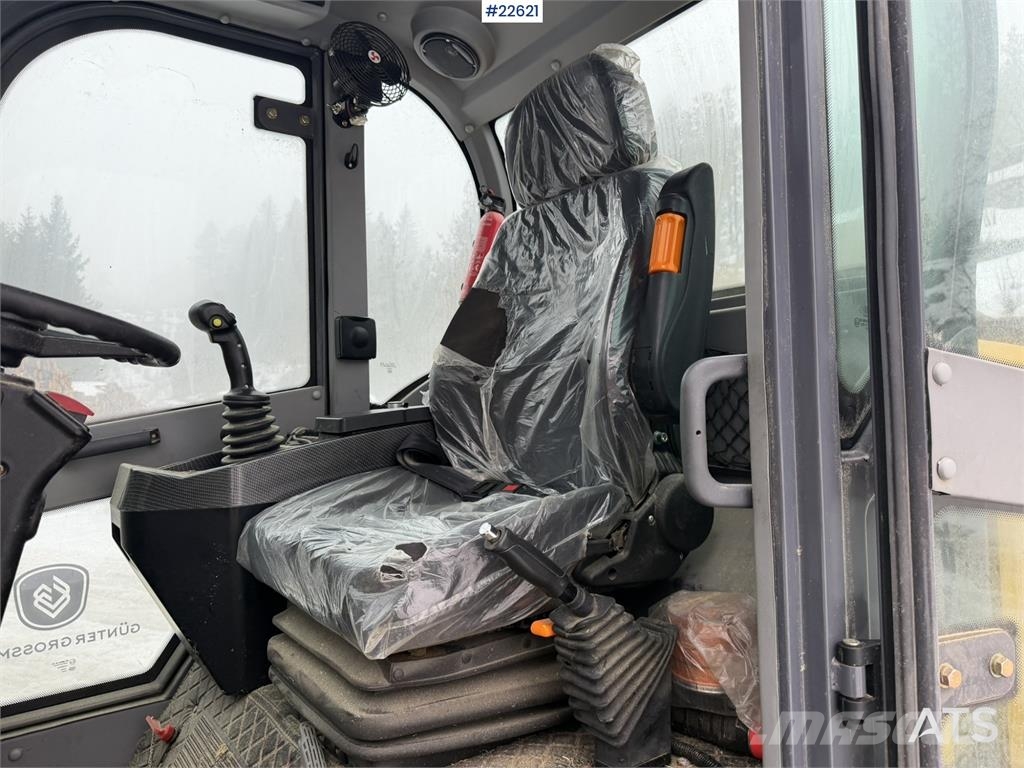 Günter Grossmann Ladowarka GG2500T telehandler with a bucket and l Teleskop-Radlader