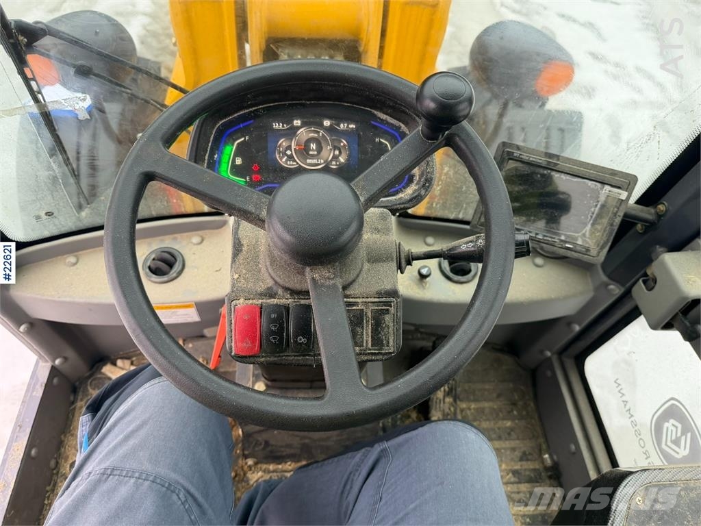 Günter Grossmann Ladowarka GG2500T telehandler with a bucket and l Teleskop-Radlader
