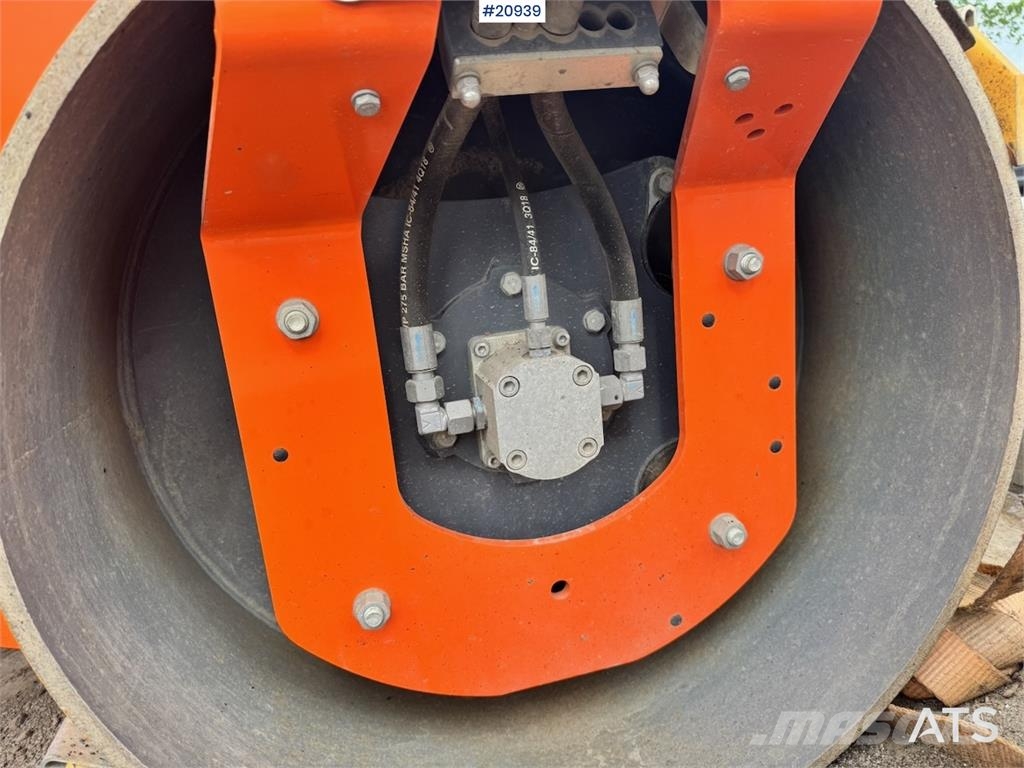 Hamm HD12 VV Tandem roller. Котки тротуарні