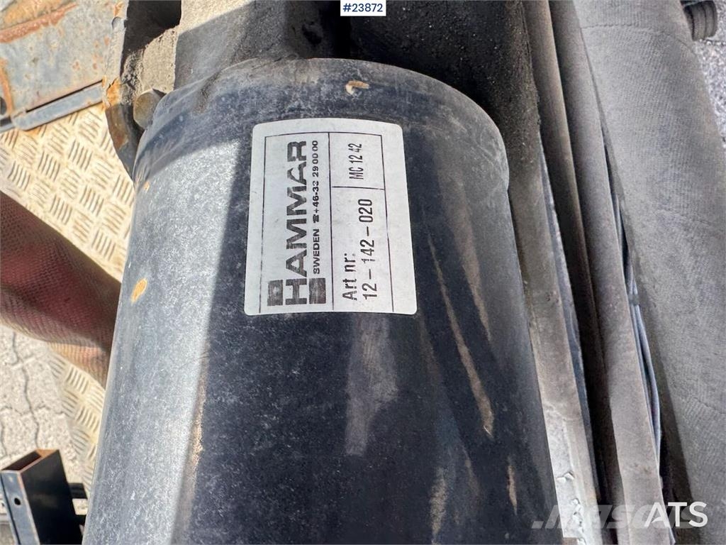 Hammar 140B Sideloader – One Lifting Arm Replaced in 2021 Otros componentes