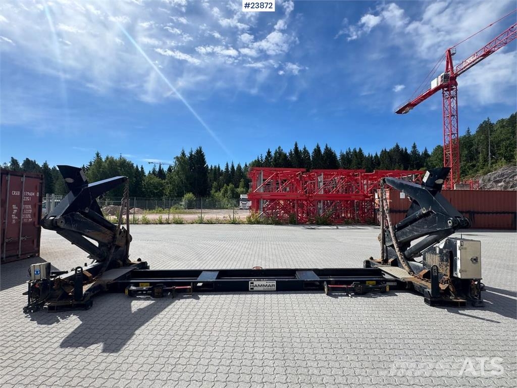 Hammar 140B Sideloader – One Lifting Arm Replaced in 2021 Otros componentes