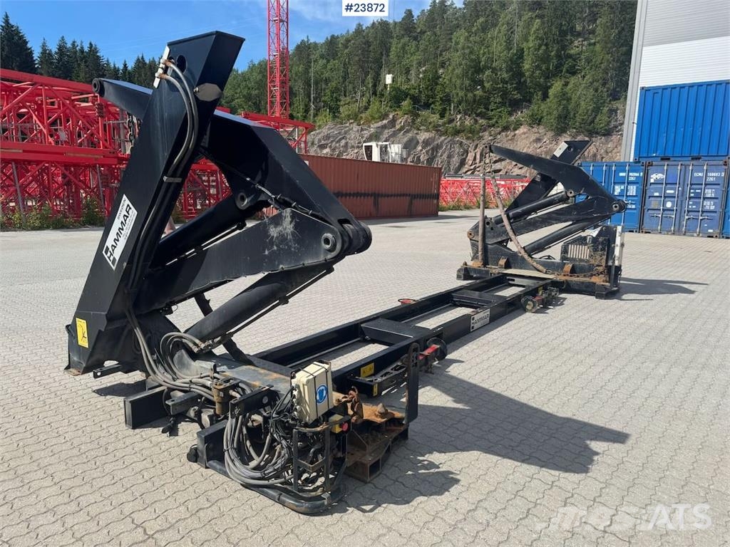 Hammar 140B Sideloader – One Lifting Arm Replaced in 2021 Otros componentes