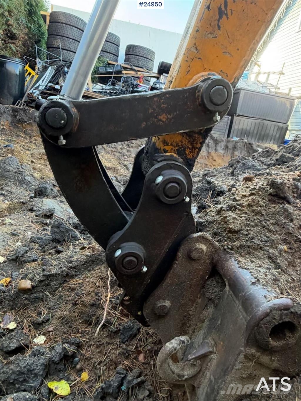 Hanix N3502 Mini excavator – Bucket Mini excavadoras < 7t