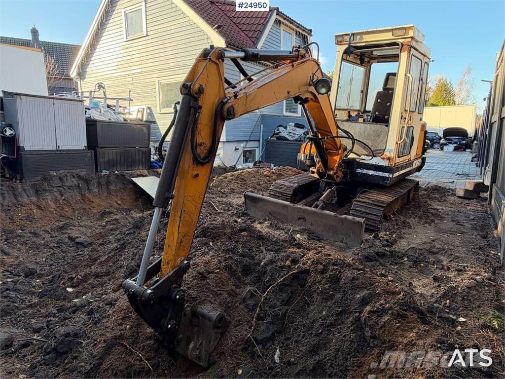 Hanix N3502 Mini excavator – Bucket Mini excavadoras < 7t