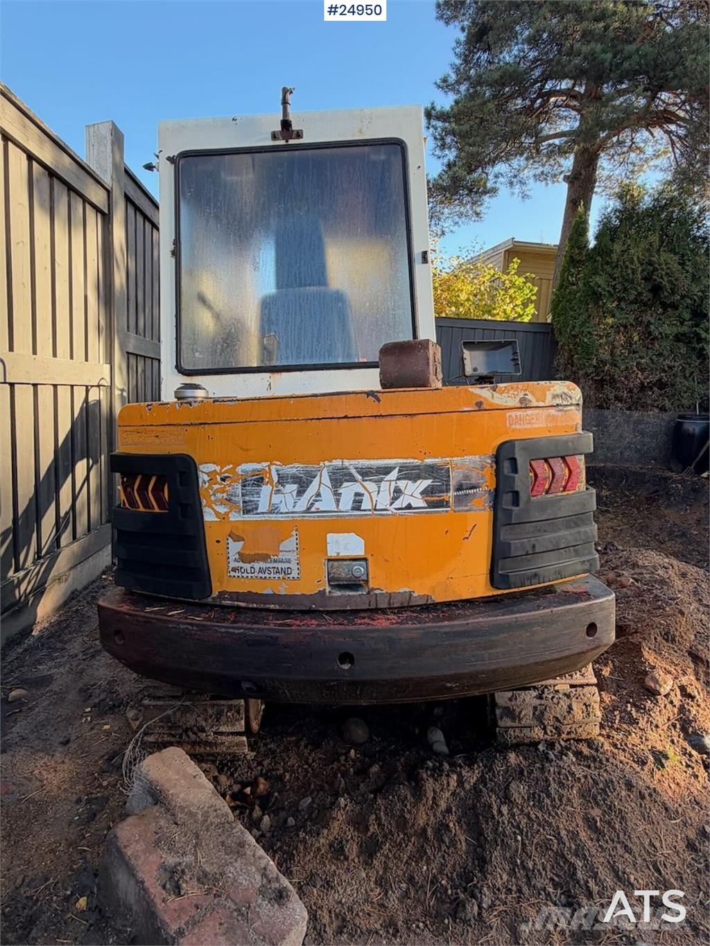 Hanix N3502 Mini excavator – Bucket Mini excavadoras < 7t