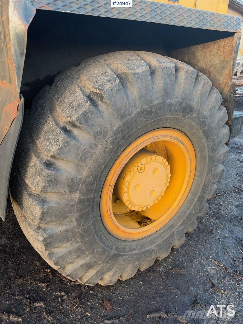 Hanomag 44 DI Wheel Loader Gumikerekes homlokrakodók
