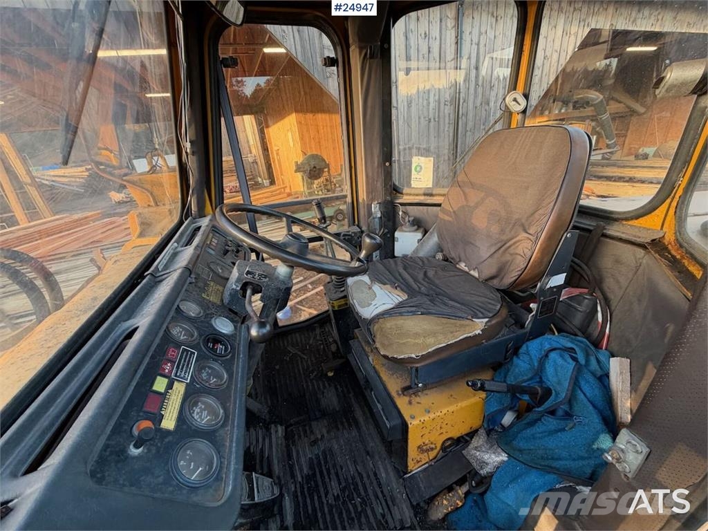 Hanomag 44 DI Wheel Loader Gumikerekes homlokrakodók