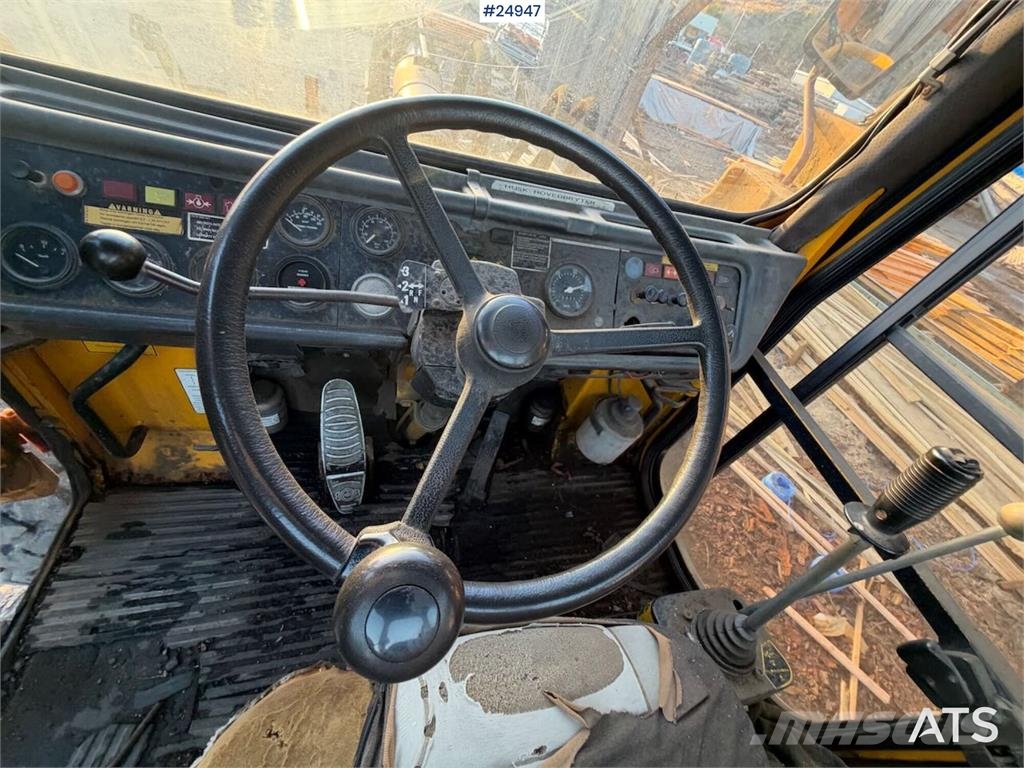 Hanomag 44 DI Wheel Loader Gumikerekes homlokrakodók