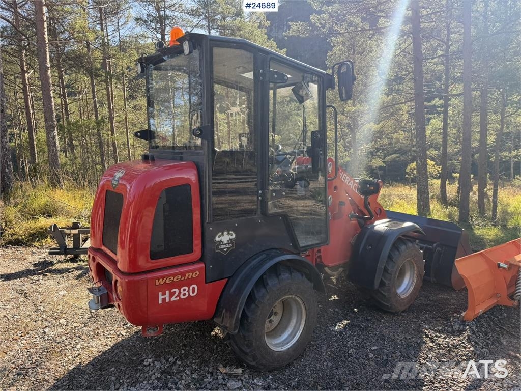Heracles H280 Wheel Loader w/Snow Plow, Bucket and Pallet F Wheel loaders