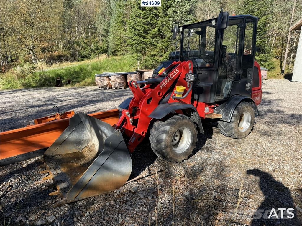 Heracles H280 Wheel Loader w/Snow Plow, Bucket and Pallet F Wheel loaders