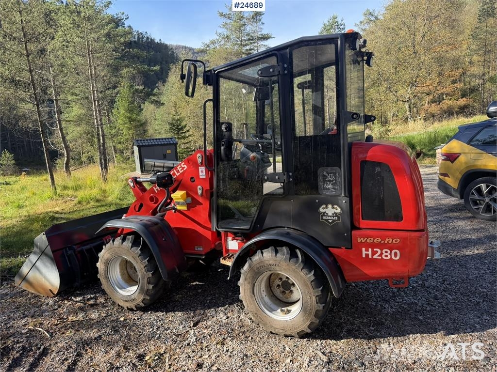 Heracles H280 Wheel Loader w/Snow Plow, Bucket and Pallet F Wheel loaders