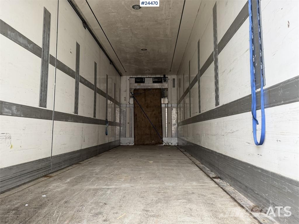 HFR 3 akslet Box Trailer with Full Side Opening and De Skåpsläp