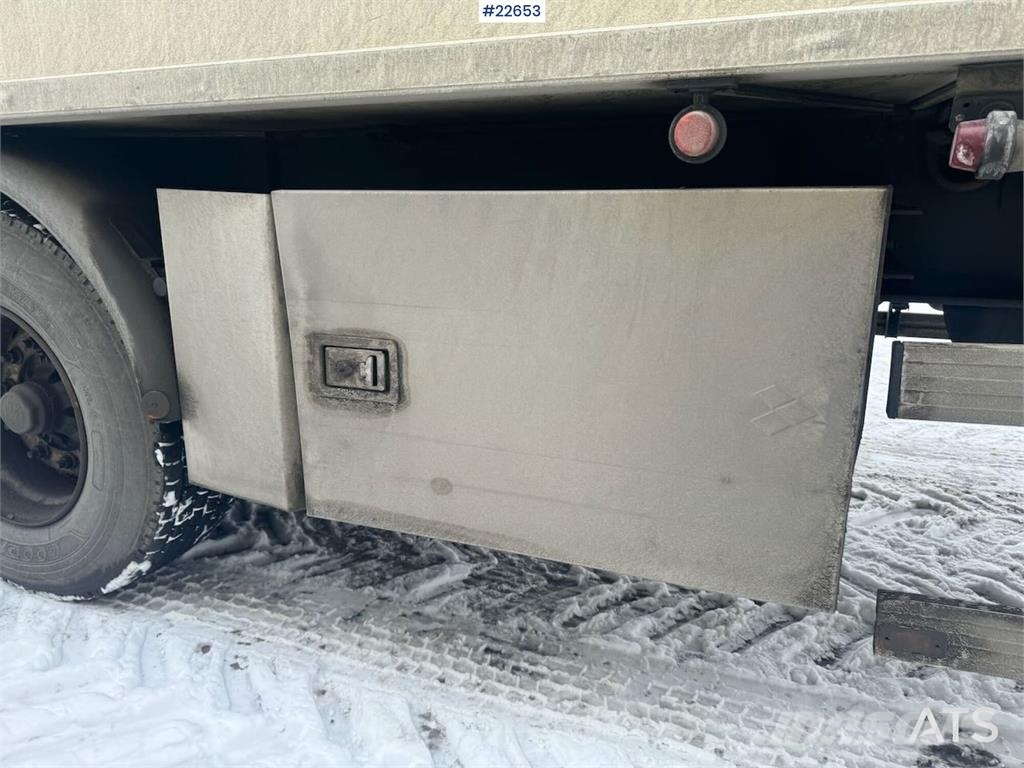 HFR Cabinet semi with Thermo King unit. 冷藏车