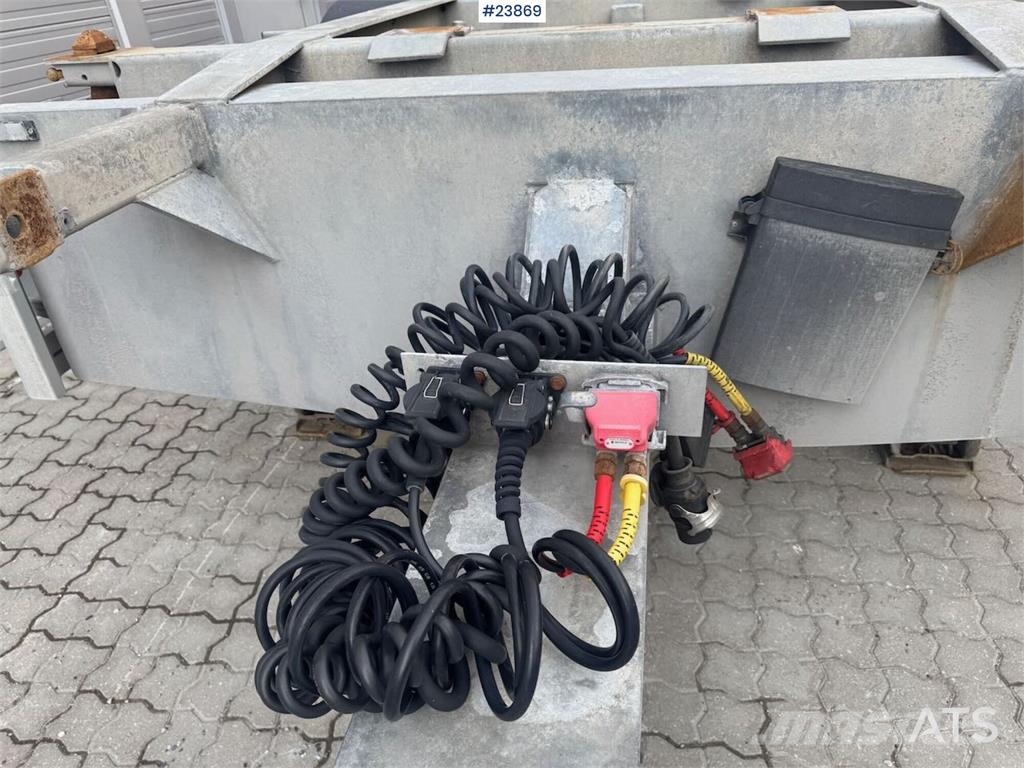 HFR Container Trailer – Delivered with New Roadworthin Çekiciler, konteyner