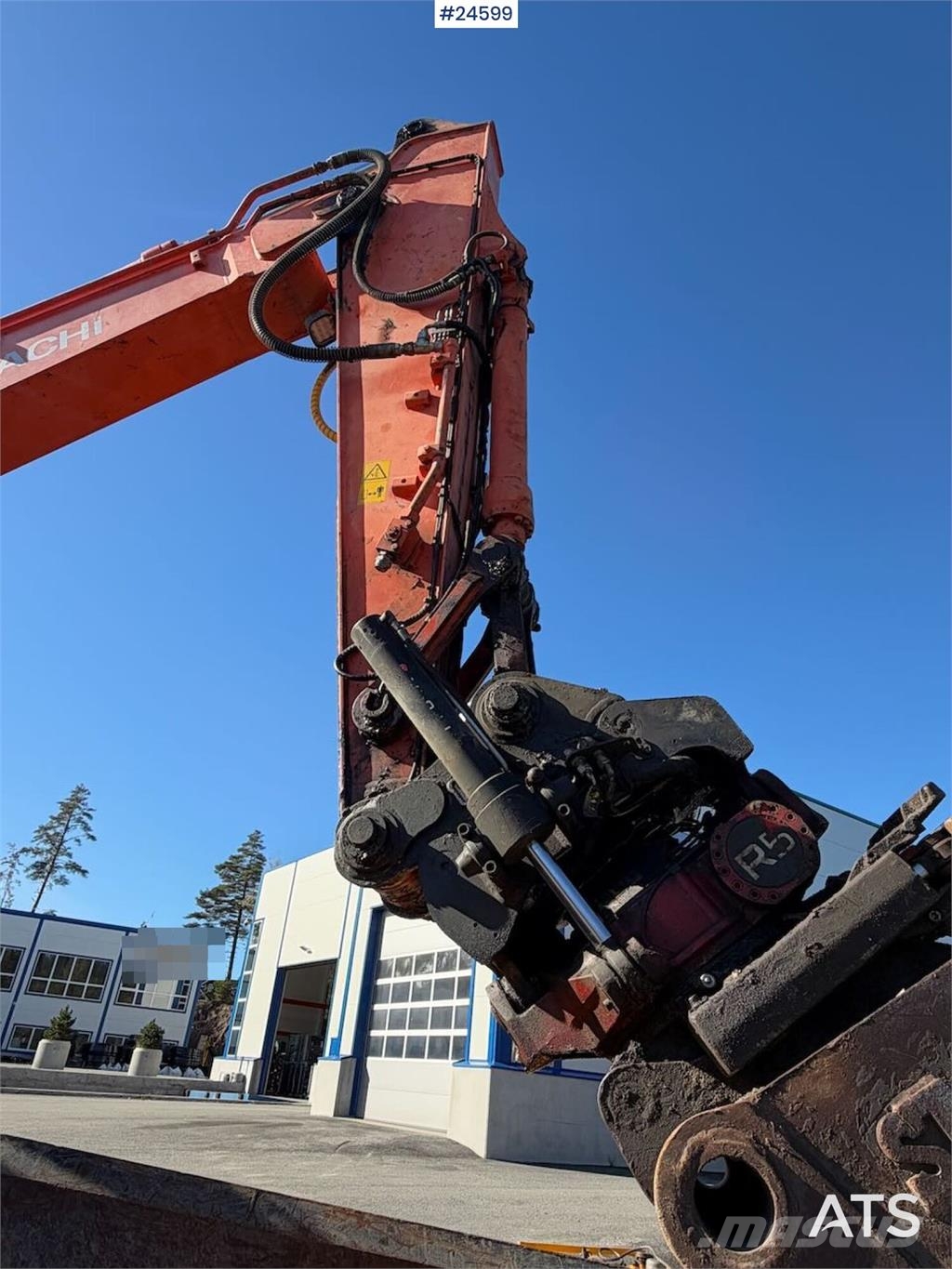 Hitachi ZX140W-6 Wheeled excavator with tilt, bucket and N Hjulgravere