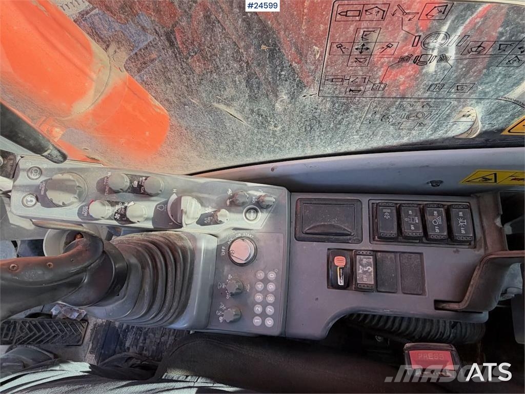 Hitachi ZX140W-6 Wheeled excavator with tilt, bucket and N Hjulgravere