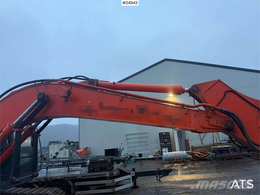 Hitachi ZX210LC-3 Tracked excavator – 6,060 hours Raupenbagger