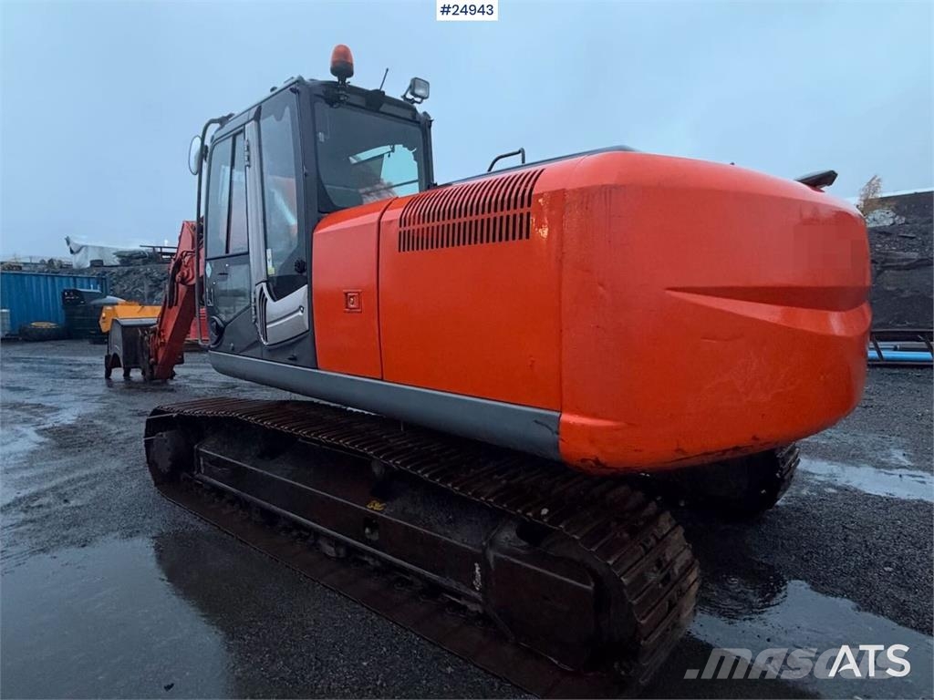 Hitachi ZX210LC-3 Tracked excavator – 6,060 hours Raupenbagger
