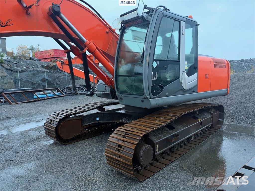 Hitachi ZX210LC-3 Tracked excavator – 6,060 hours Raupenbagger