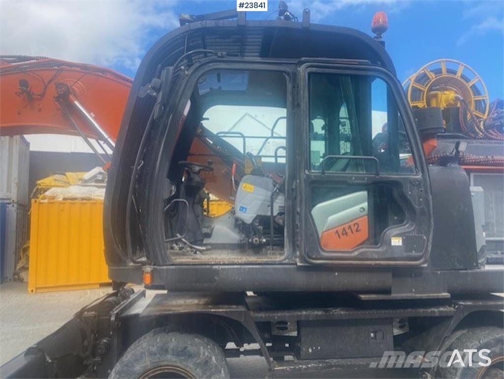 Hitachi ZX220W-7 wheel excavator Wielgraafmachines