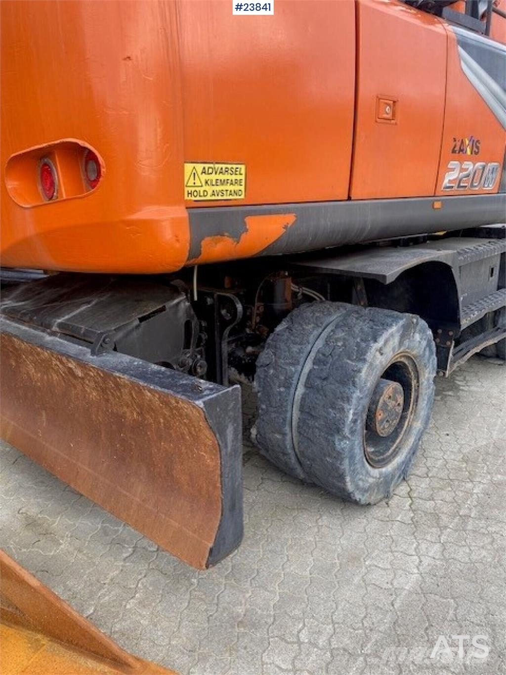 Hitachi ZX220W-7 wheel excavator Wielgraafmachines