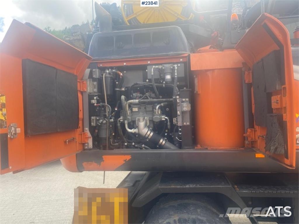Hitachi ZX220W-7 wheel excavator Wielgraafmachines