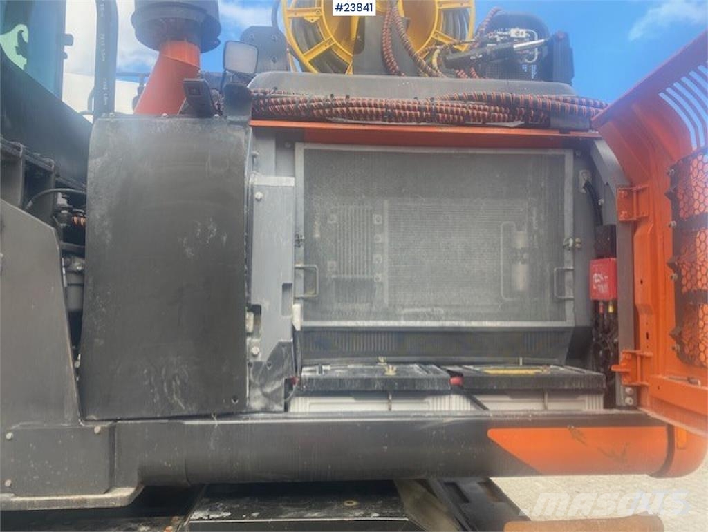 Hitachi ZX220W-7 wheel excavator Wielgraafmachines
