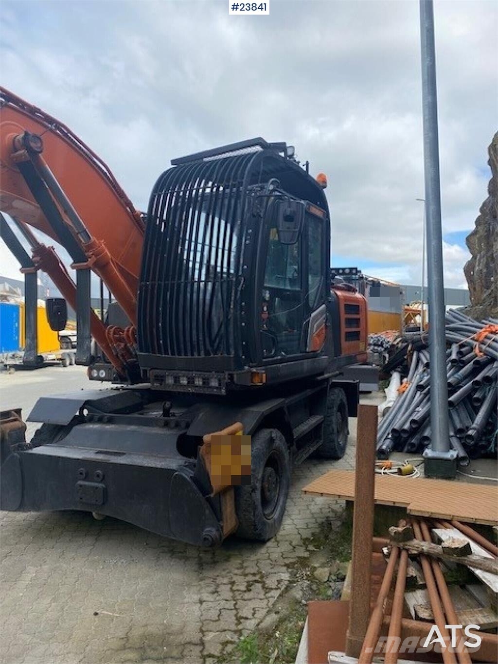 Hitachi ZX220W-7 wheel excavator Wielgraafmachines