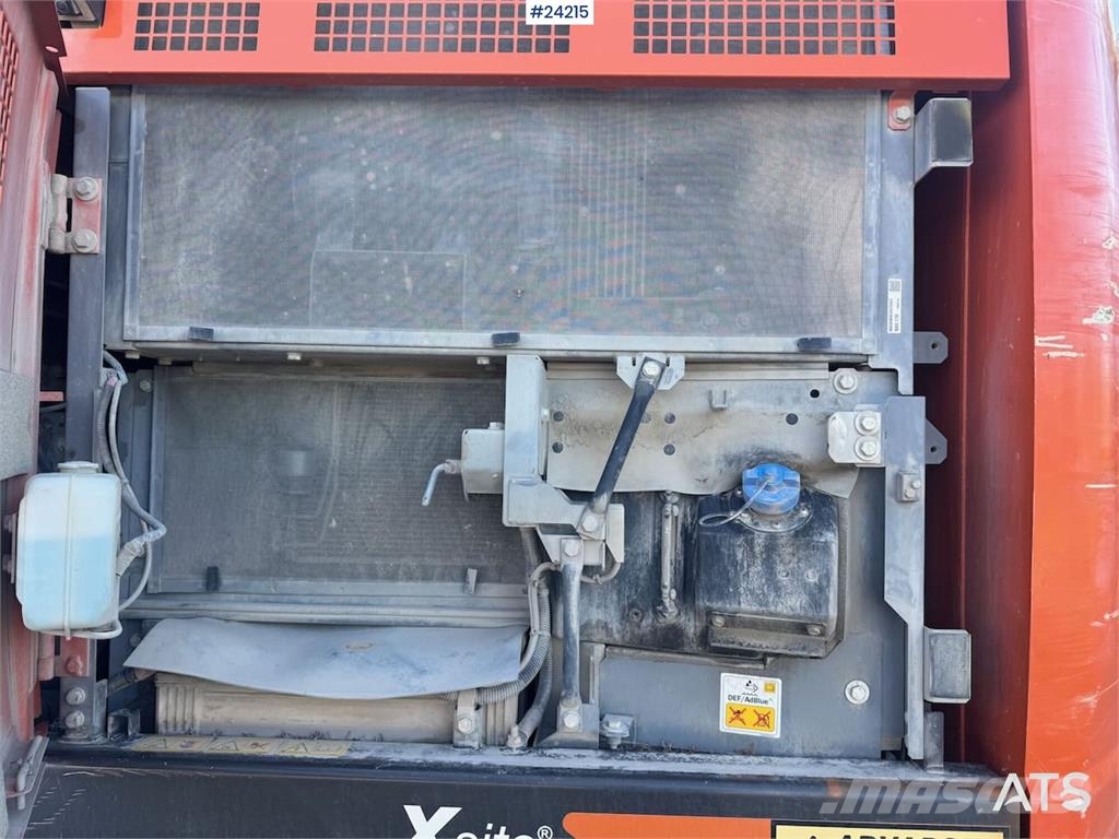 Hitachi ZX225 Excavator with Tilt and 2 Buckets Beltegraver
