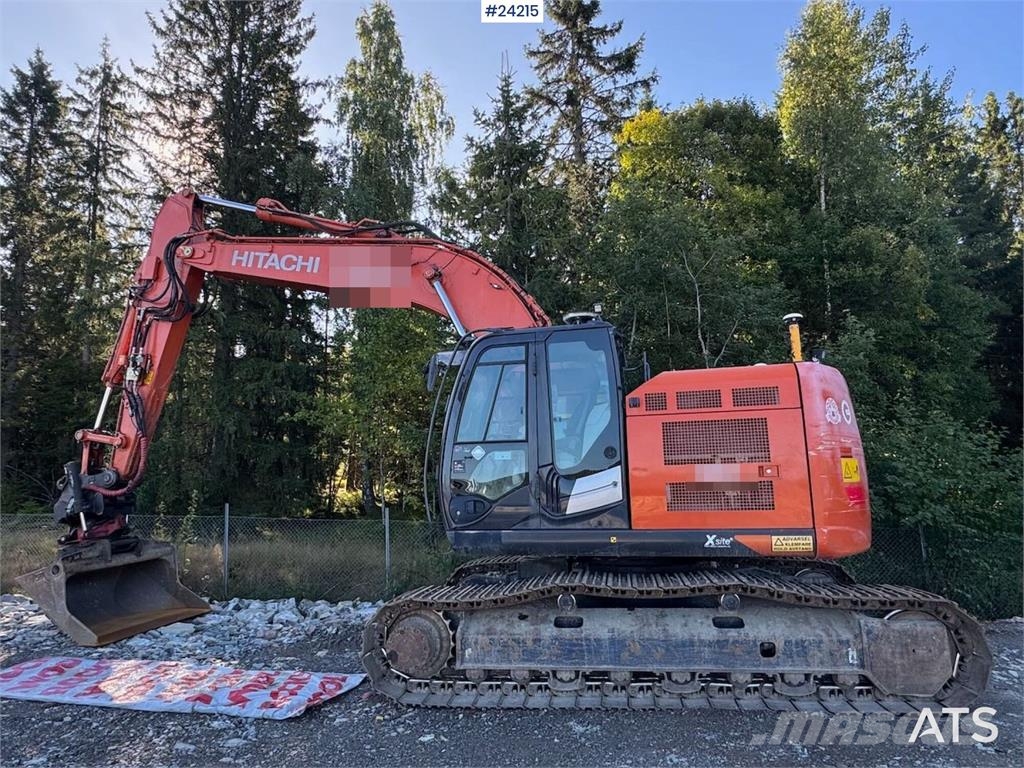 Hitachi ZX225 Excavator with Tilt and 2 Buckets Beltegraver