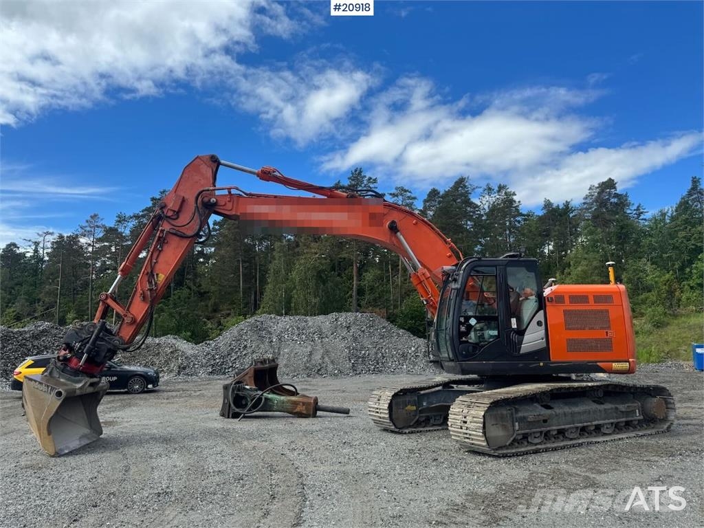 Hitachi ZX225 USR LC-6 Tracked Excavator w/ Rototilt, Grad Crawler excavators