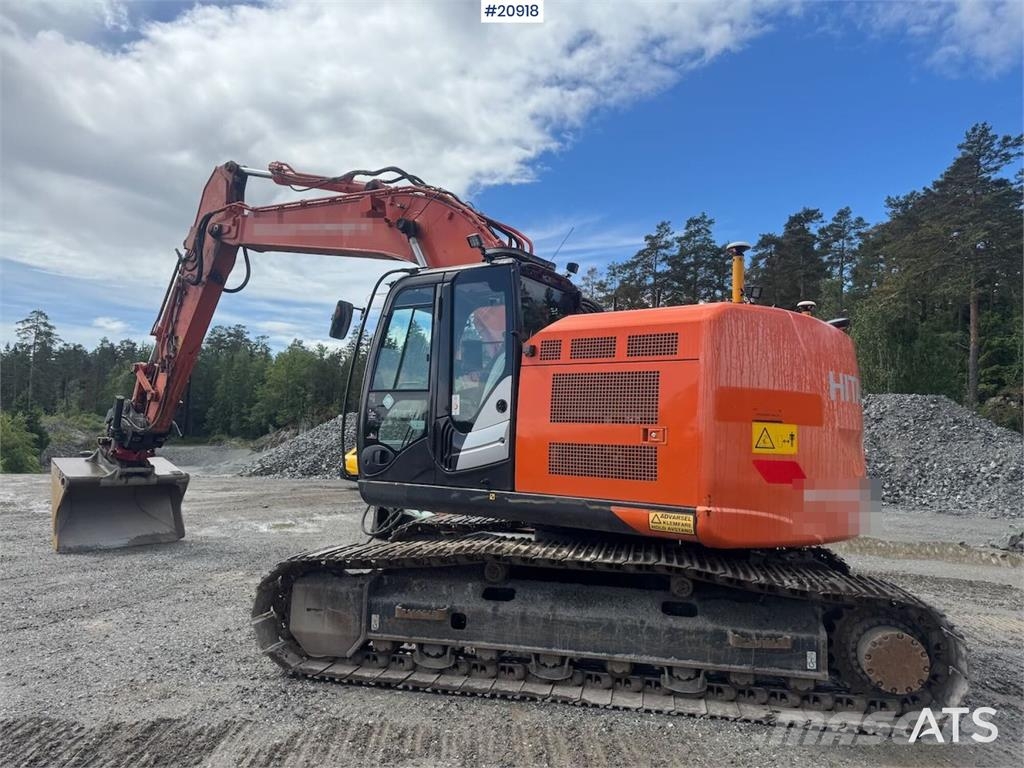 Hitachi ZX225 USR LC-6 Tracked Excavator w/ Rototilt, Grad Crawler excavators